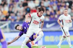 lol高校认证-关于裁判争议导致球队失分，触发球迷抗议声浪的信息