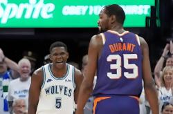 lol战绩查询-詹皇向总冠军发起冲击，凯文杜兰特首当陪练