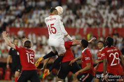 lol战绩查询-罗伯逊制胜，利物浦主场击败富勒姆的简单介绍