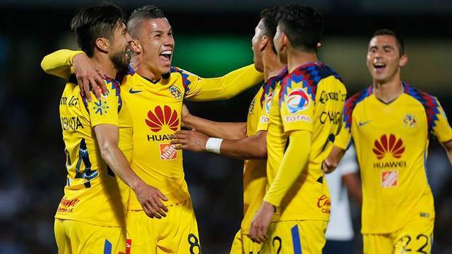 墨西哥队晋级欧国联半决赛，球迷热情庆祝