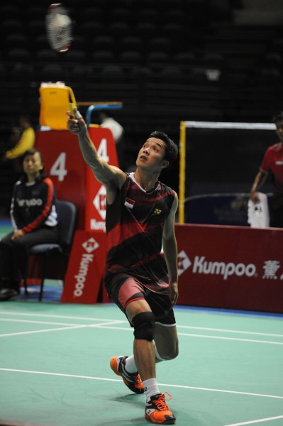 英格兰羽毛球队翻盘丹麦羽毛球队，陶菲克爆发神勇的简单介绍